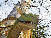 Feuerspeiender Drache