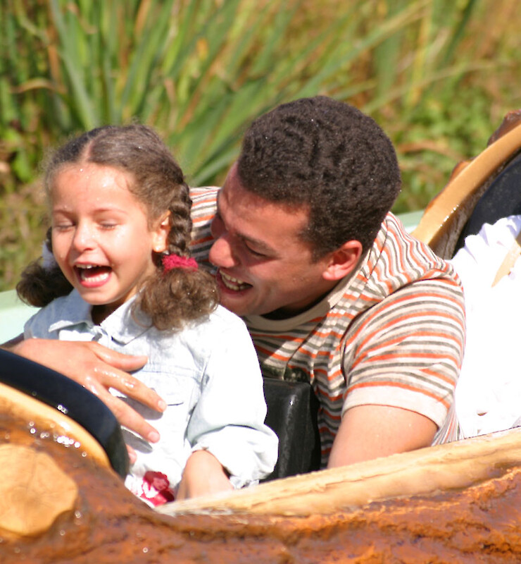 Wildwasserbahn mit Geisterbahn